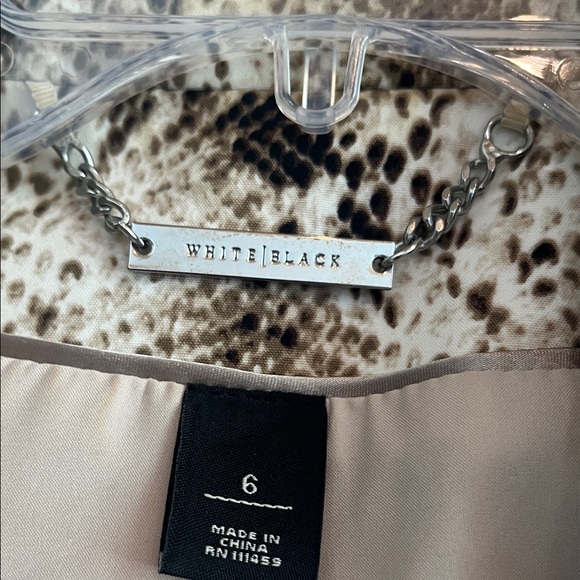 WHBM Python Print Classic Blazer Size 6 - Picture 10 of 12